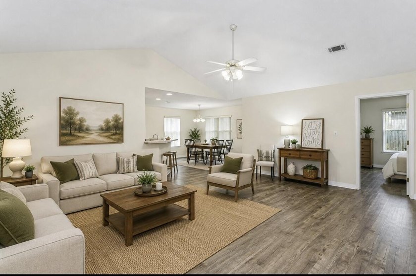 Welcome home to this charming 3-bedroom, 2-bathroom residence - photo 4