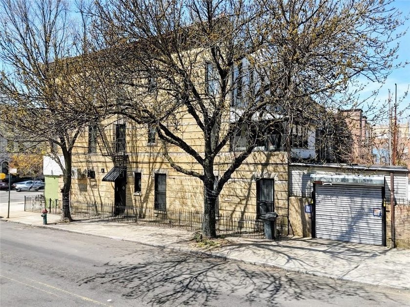 Nestled in the heart of Brooklyn's vibrant Bushwick neighborhood - photo 21