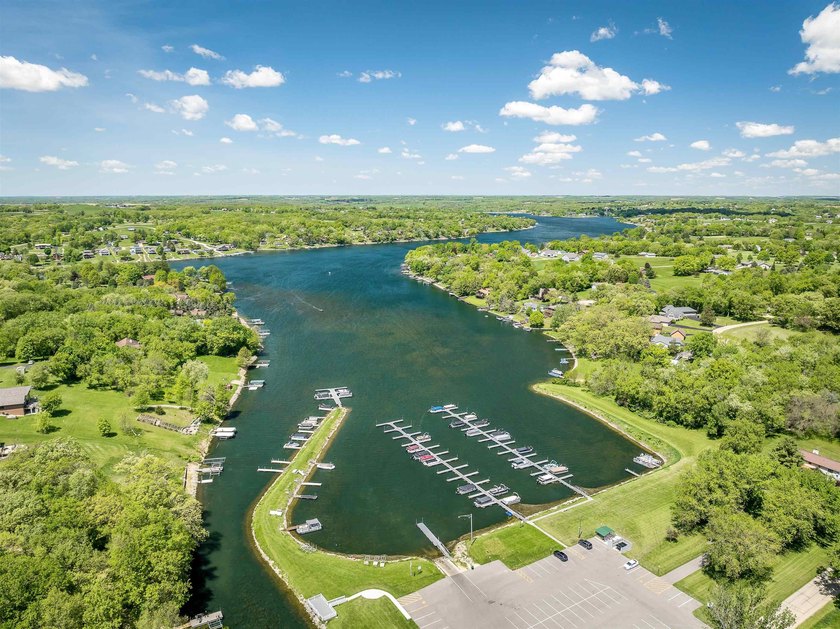 Don't miss this incredible opportunity to own a 1.10-acre lot - photo 6