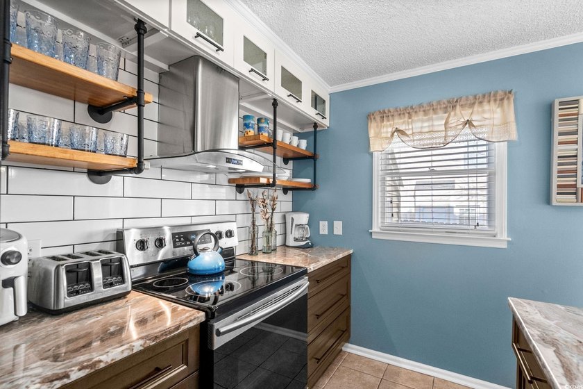 PRICE REDUCTION!!! Coastal living in the North End of Myrtle - photo 22