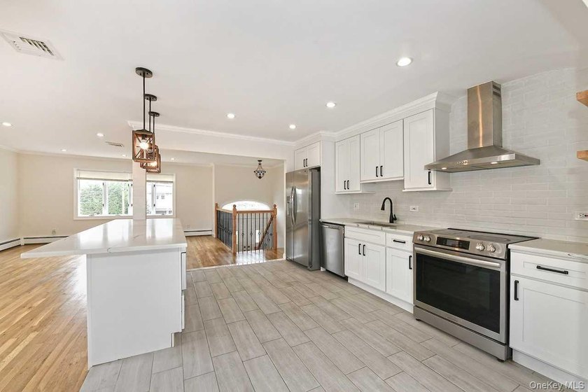 Looking for turnkey in prime location? Look no further. 107 - photo 8