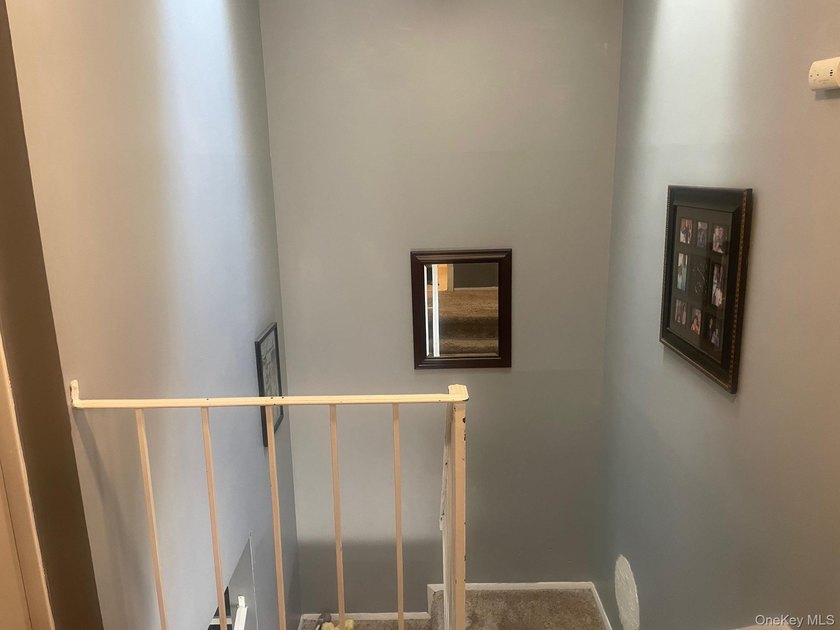 Beautiful Chelsea Cove End Unit with Wooded Privacy! Welcome - photo 9