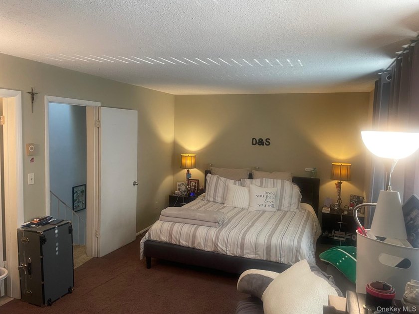 Beautiful Chelsea Cove End Unit with Wooded Privacy! Welcome - photo 10