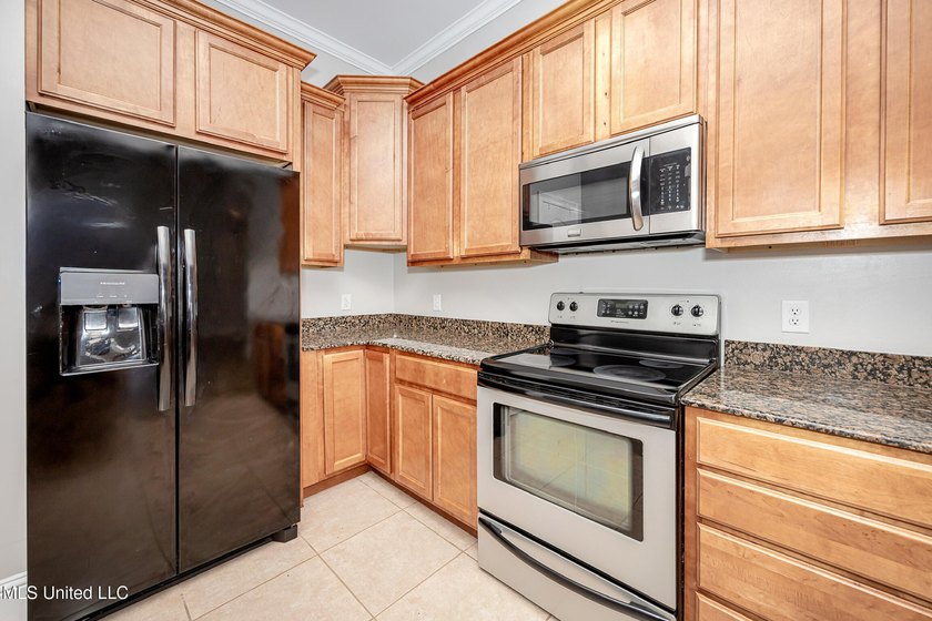 Opportunity is knocking at Lakeview Townhomes on Capri Place in - photo 19
