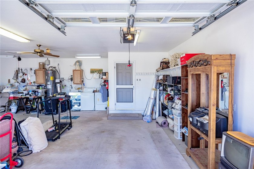 Welcome to this pristine 3BR/2BA home located on a quiet street - photo 22