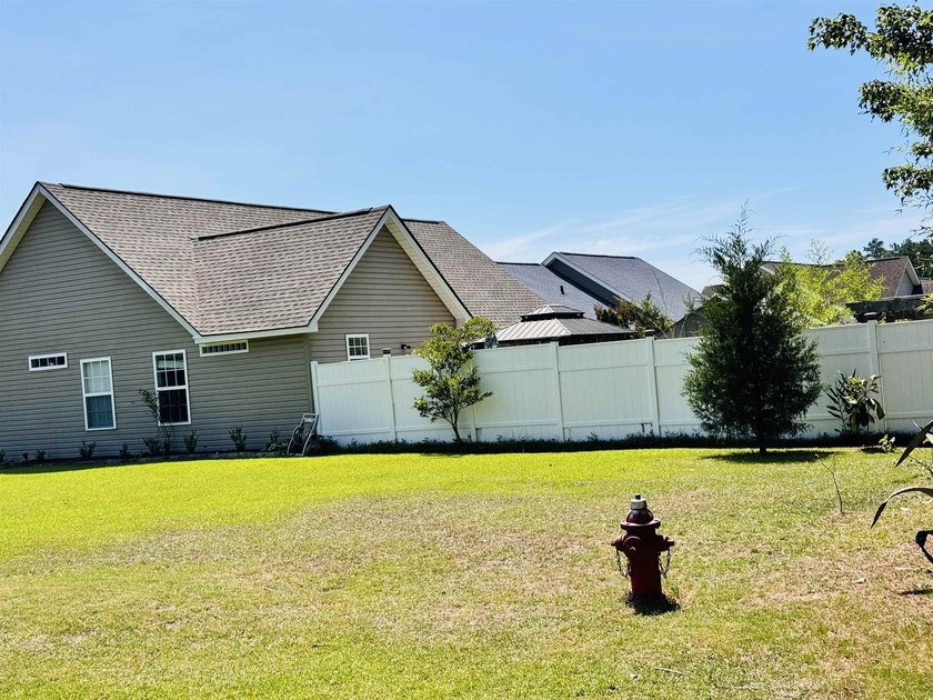 Rare Gem!!!!! This stunning, well-maintained corner home is - photo 7