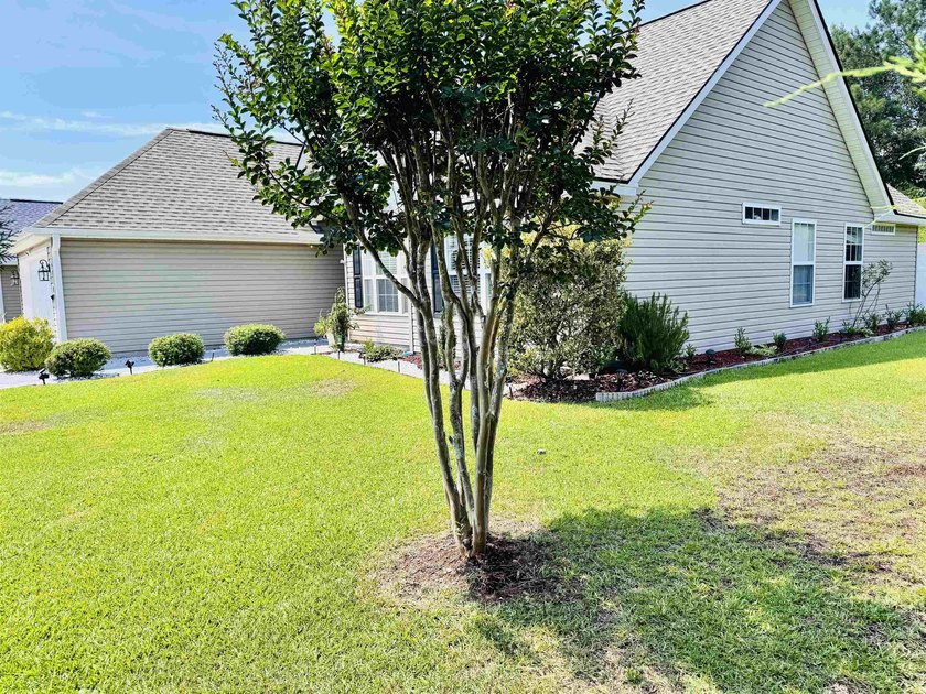 Rare Gem!!!!! This stunning, well-maintained corner home is - photo 8