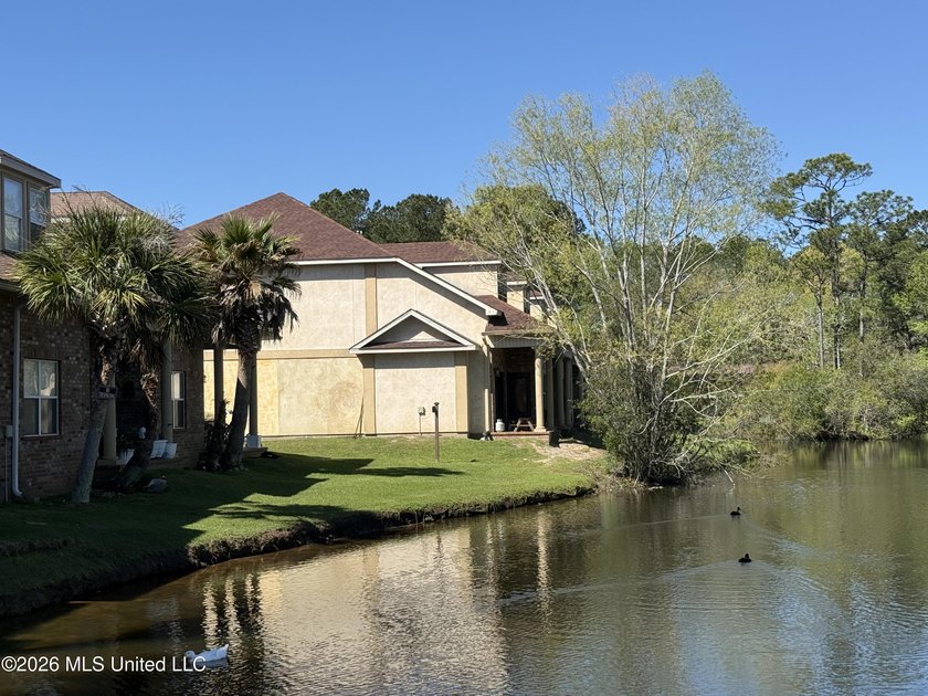 Opportunity is knocking at Lakeview Townhomes on Capri Place in - photo 43