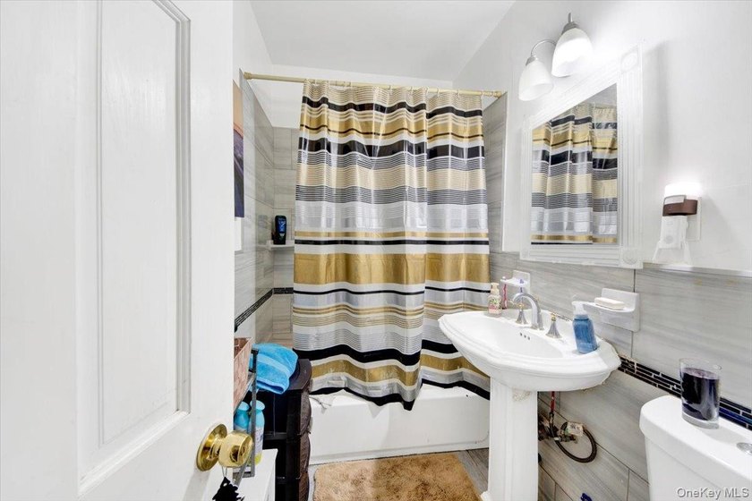 Wakefield Brick detached single family 3 bedroom duplex with - photo 5