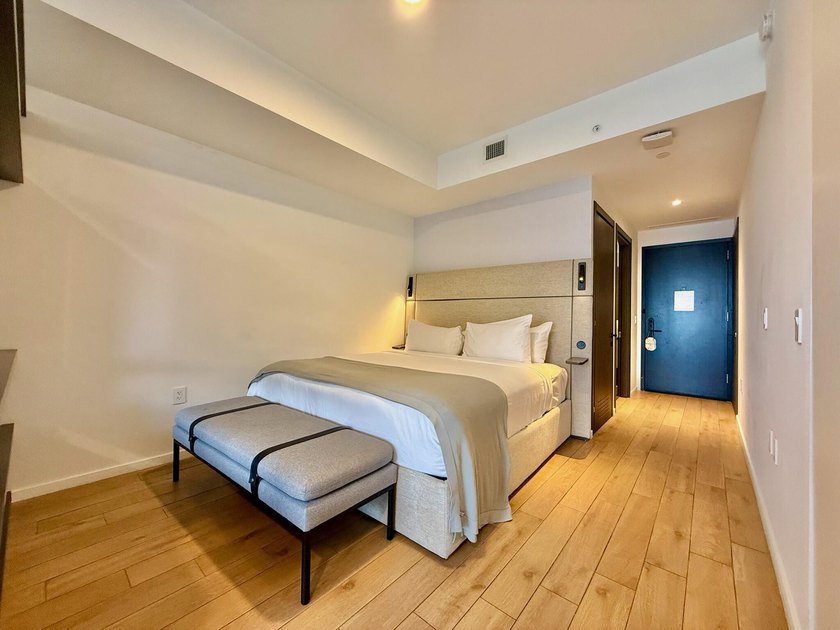 Beautiful and captivating studio on the 39th Floor at The Elser - photo 13