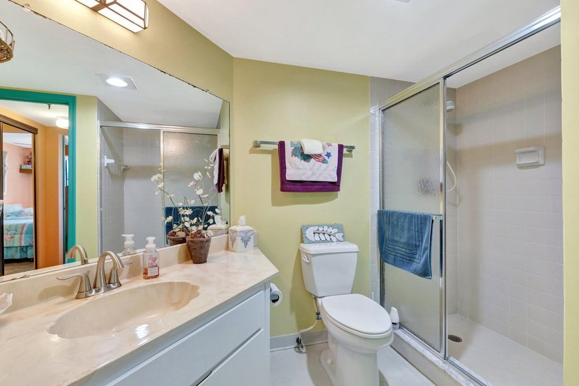 Paradise Found!!! 2nd floor 2/2 Seascape I condo in desirable - photo 22