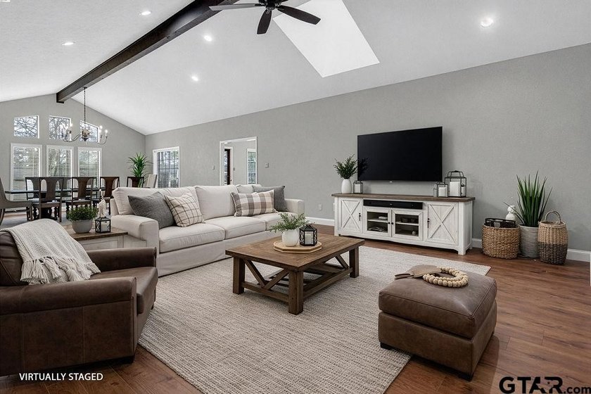 This beautifully updated home strikes that perfect balance - photo 12