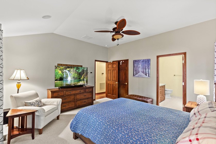 Welcome to 322 Lake Caroline Drive, where every day feels like a - photo 20