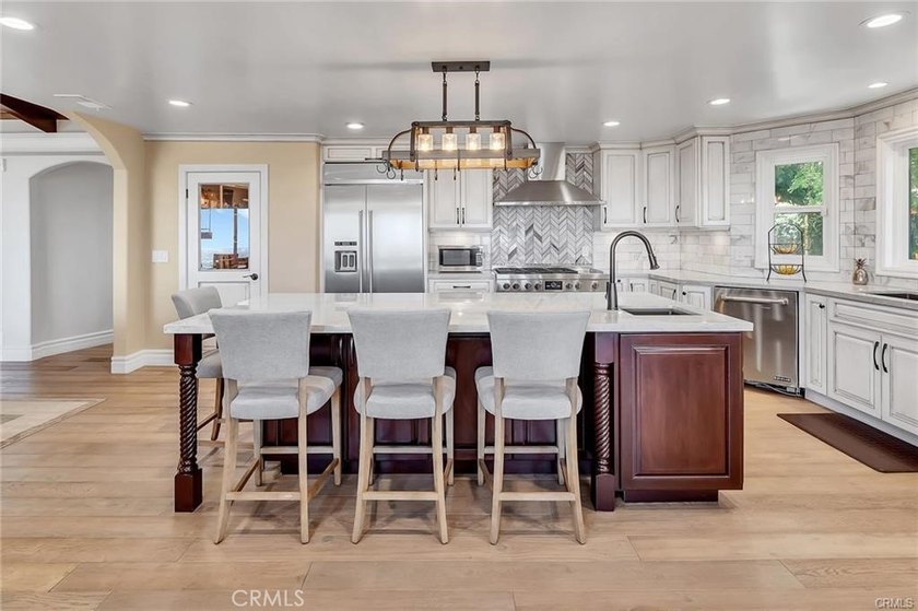 Immaculate custom built private recently remodeled oasis home - photo 18