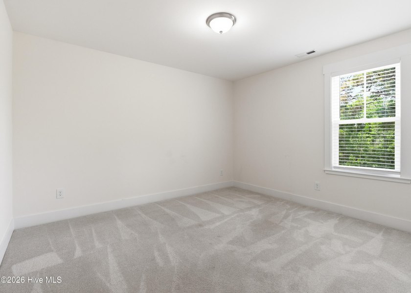 A beautifully appointed home in one of Leland's most - photo 22