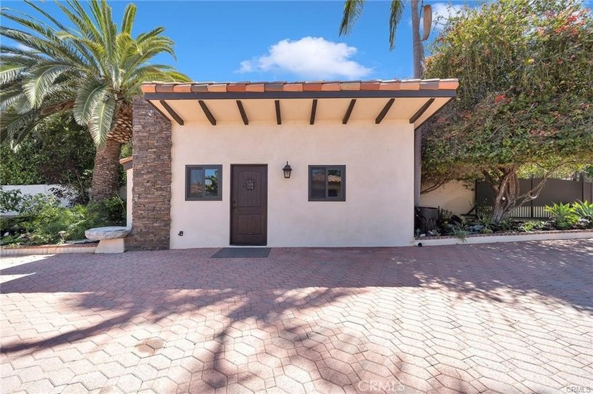 Immaculate custom built private recently remodeled oasis home - photo 50