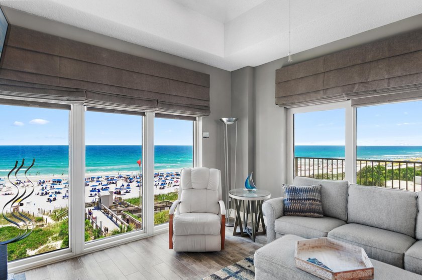 Nestled along Florida's breathtaking Emerald Coast, perfectly - photo 4