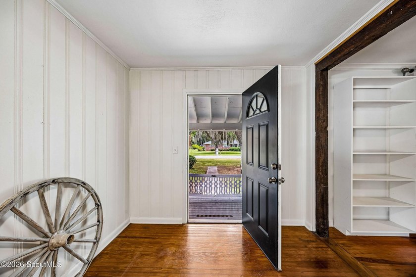 Timeless character and thoughtful updates converge at 309 Mahan - photo 14