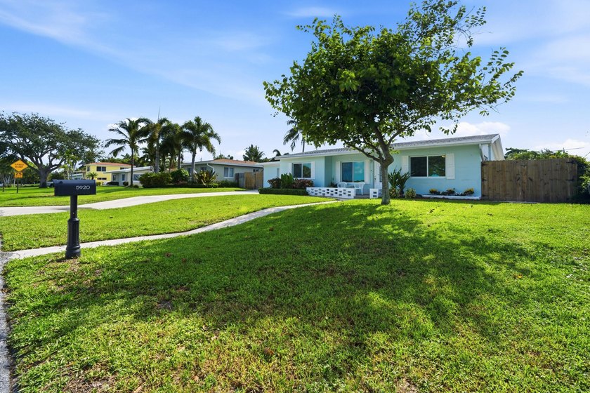 Lakefront living at its finest! Enjoy breathtaking panoramic - photo 23