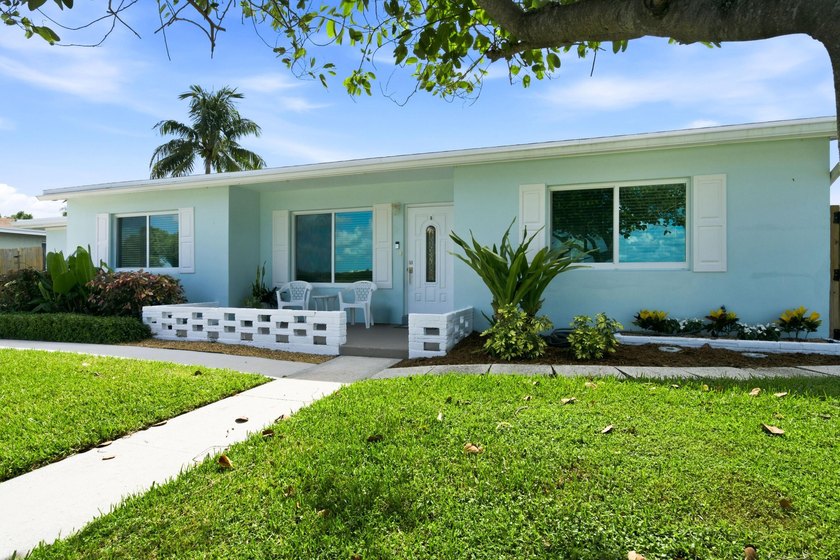 Lakefront living at its finest! Enjoy breathtaking panoramic - photo 24