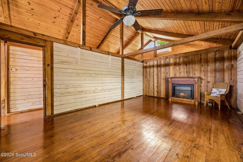 Timeless character and thoughtful updates converge at 309 Mahan - photo 45