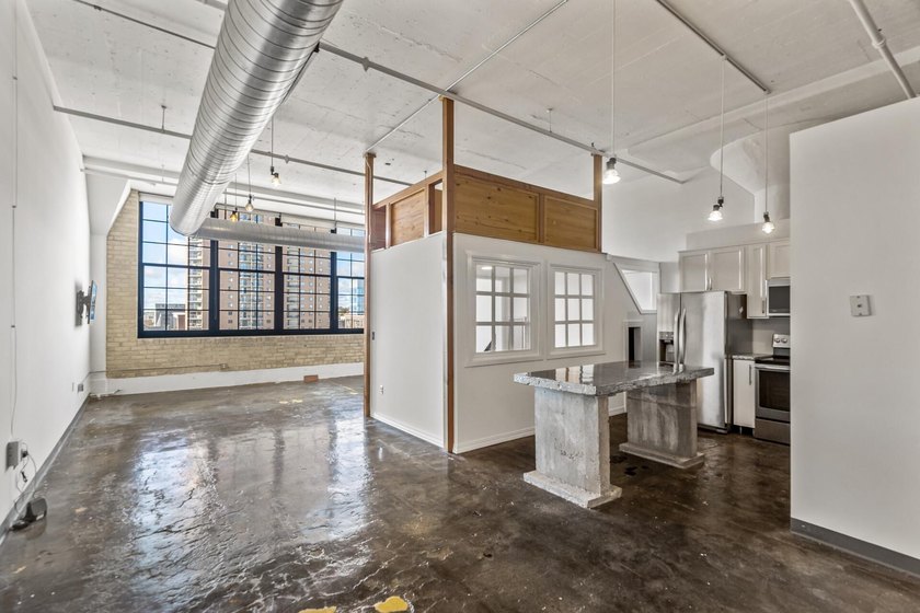 Location, Location, Location! Loft-Style Living in the Heart of - photo 4