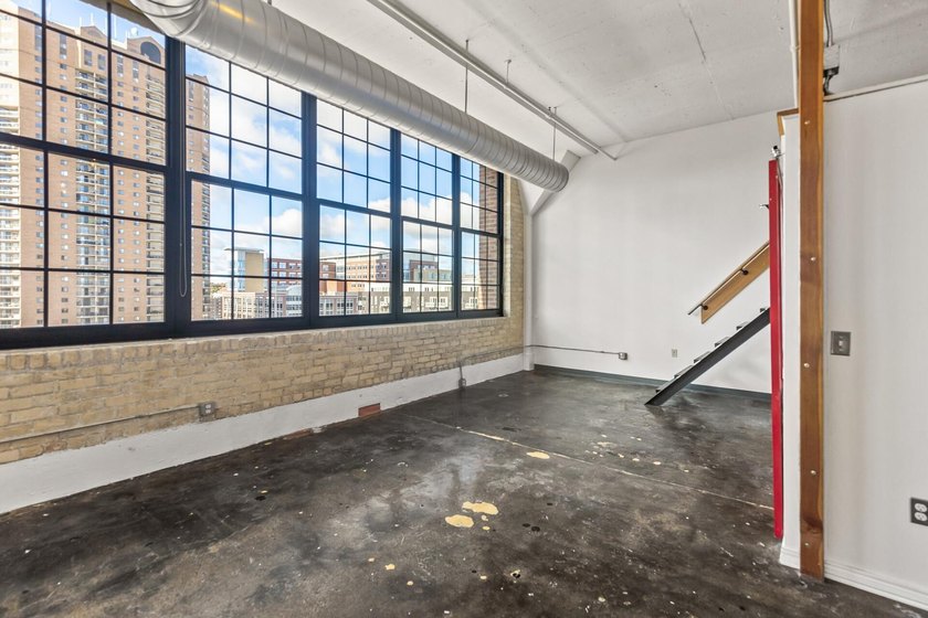 Location, Location, Location! Loft-Style Living in the Heart of - photo 5
