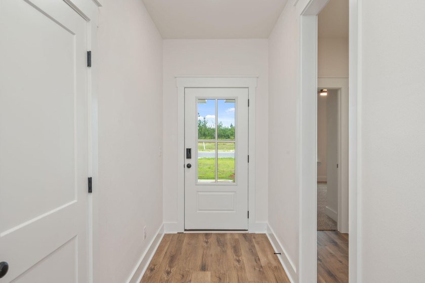 Beautiful new construction 3-bedroom, 2-bath home located in the - photo 5