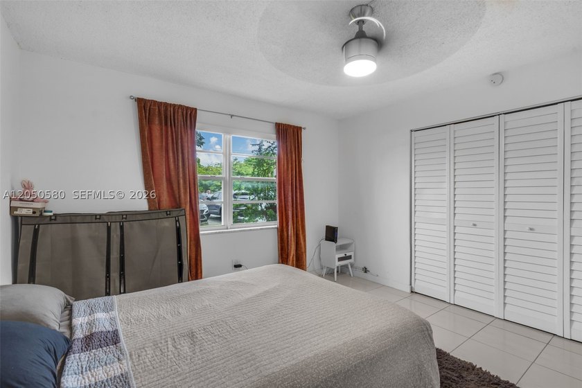 First-floor condo in the desirable Summit Chase community - photo 13