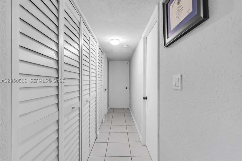 First-floor condo in the desirable Summit Chase community - photo 15