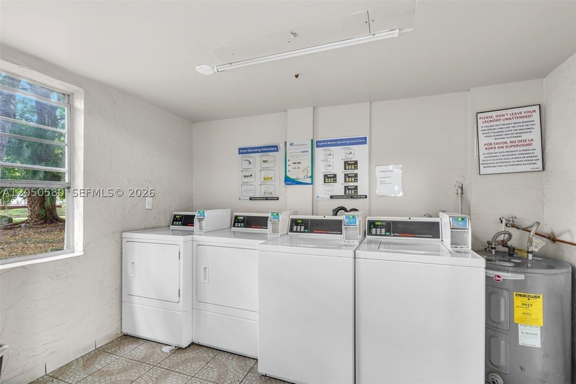 First-floor condo in the desirable Summit Chase community - photo 17