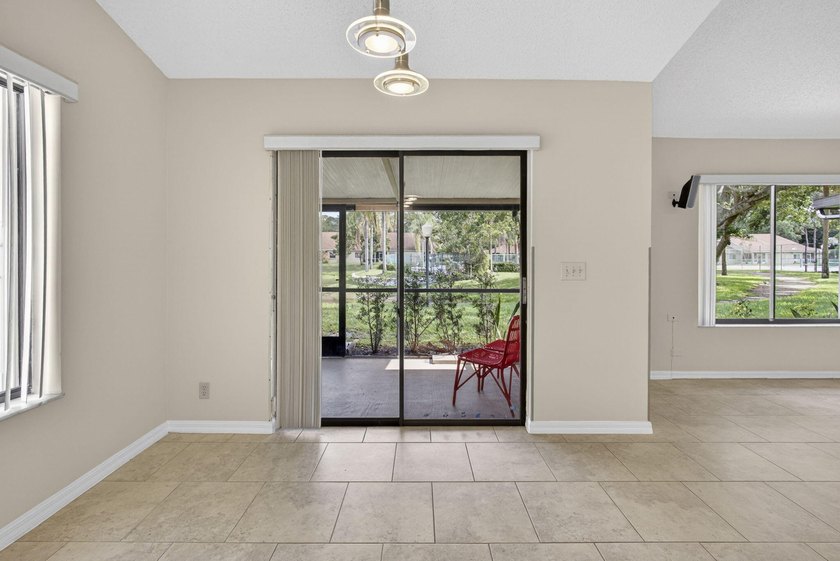 Welcome to this beautifully maintained 2-bedroom, 2-bath - photo 21