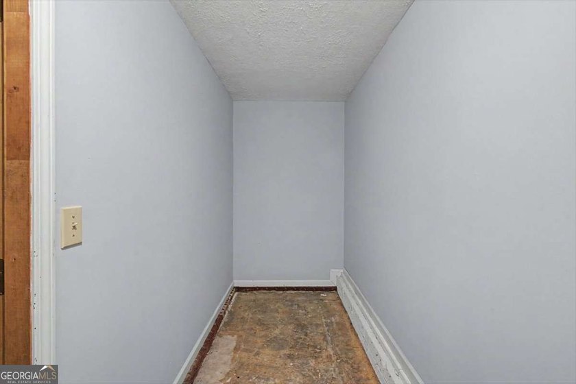 Looking for a home you can make your own? This split-foyer home - photo 30