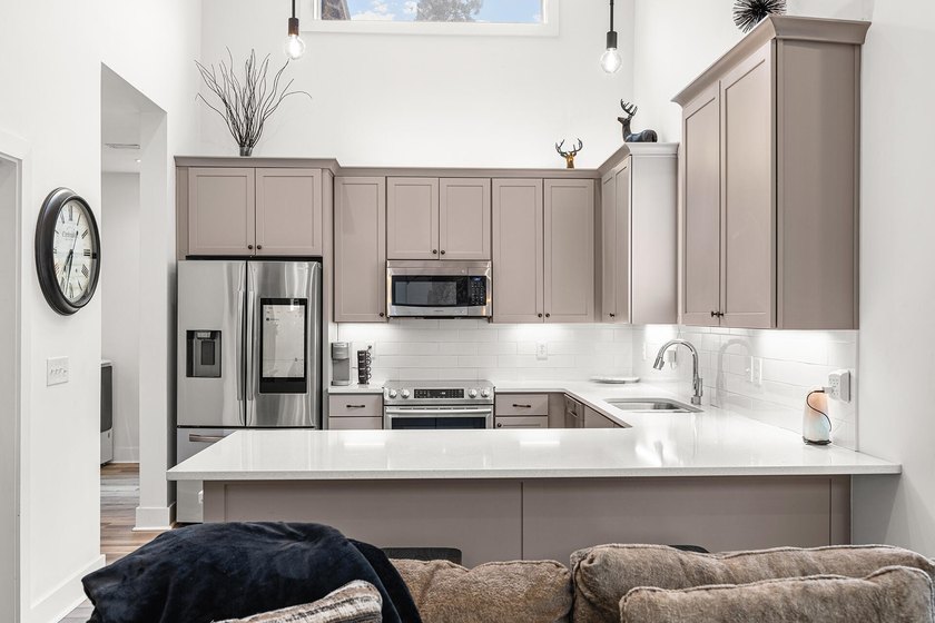 Get ready to fall in love with a home that's pure coastal-cool - photo 6