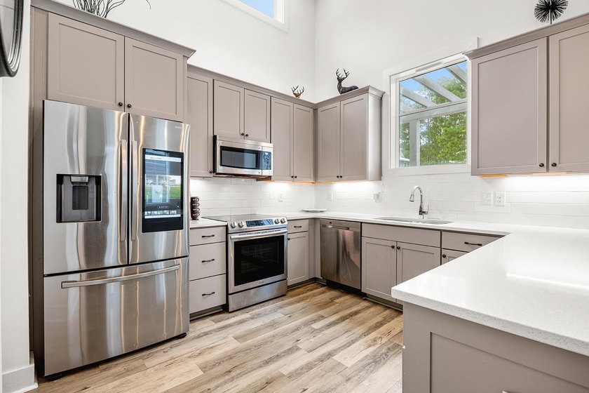 Get ready to fall in love with a home that's pure coastal-cool - photo 8