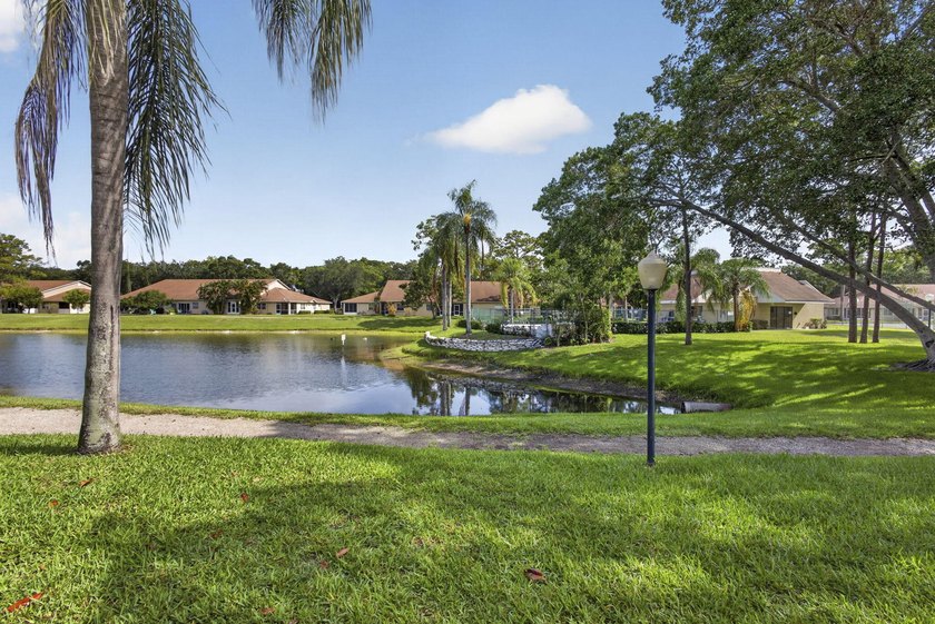 Welcome to this beautifully maintained 2-bedroom, 2-bath - photo 49