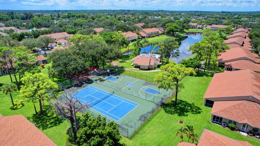 Welcome to this beautifully maintained 2-bedroom, 2-bath - photo 55