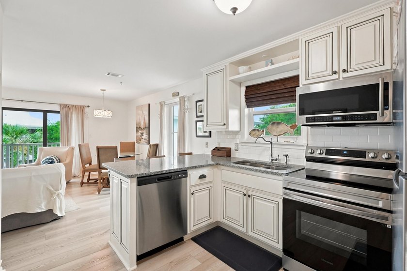 Tucked away in the heart of Seagrove along iconic 30A, Beachwood - photo 5