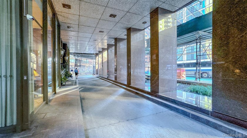 Welcome to Apartment 12E at 300 East 40th Street in The - photo 14