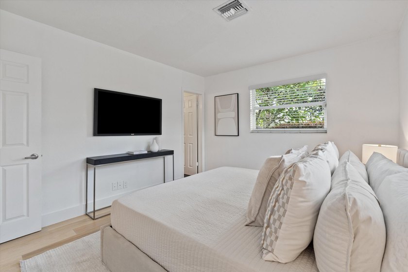 Turnkey Coral Heights home in the highly sought-after Floranada - photo 22