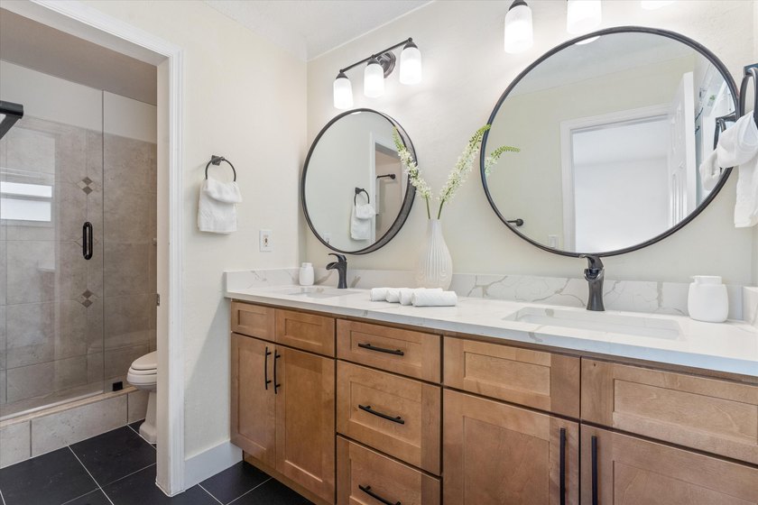 Turnkey Coral Heights home in the highly sought-after Floranada - photo 24