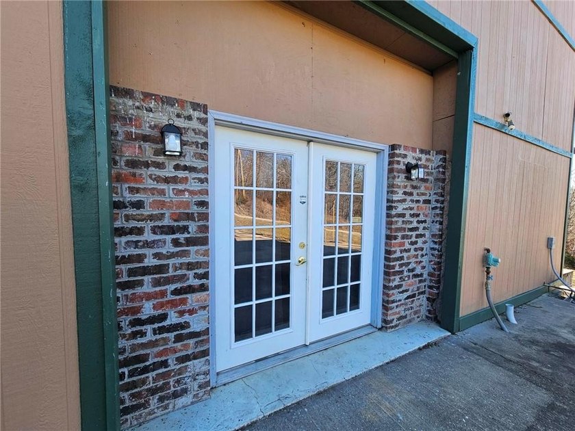 MOTIVATED SELLER/OWNER FINANCING with 30% down and 6% interest! - photo 9