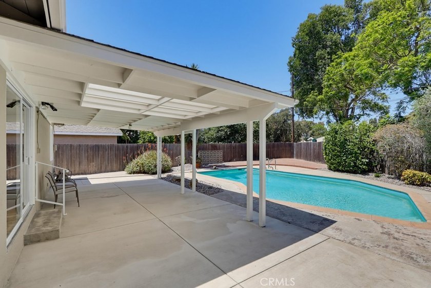Located in one of the most desirable pockets of East Long Beach - photo 49