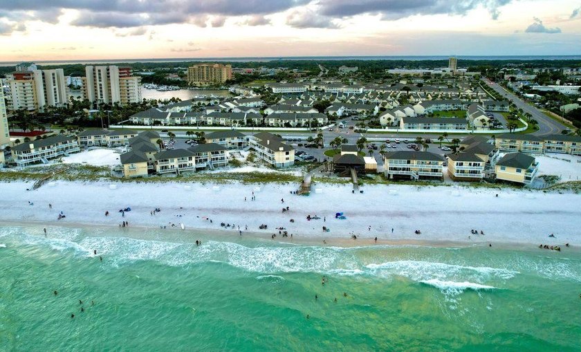 Here it is! One of the best values in all of Sandpiper Cove! - photo 2
