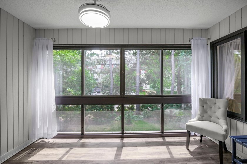 Welcome home to luxury, resort-style living at Glen Atrium - photo 7