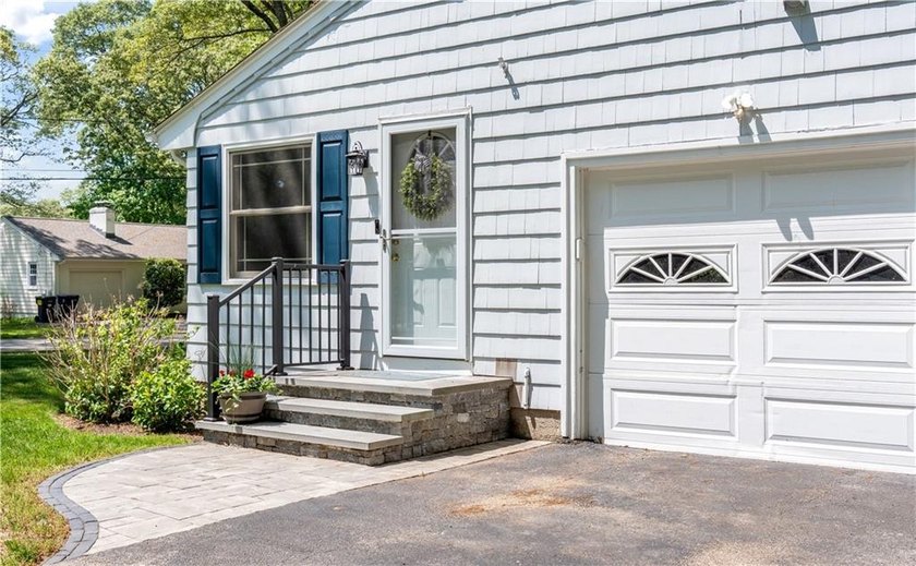 Bright, airy, and thoughtfully updated, this move-in ready ranch - photo 7