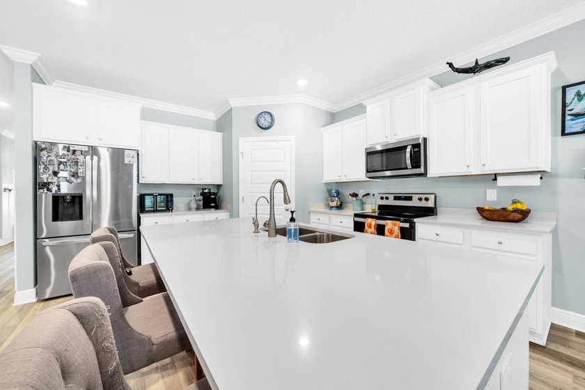 Priced below market value! Meticulously maintained and loaded - photo 13