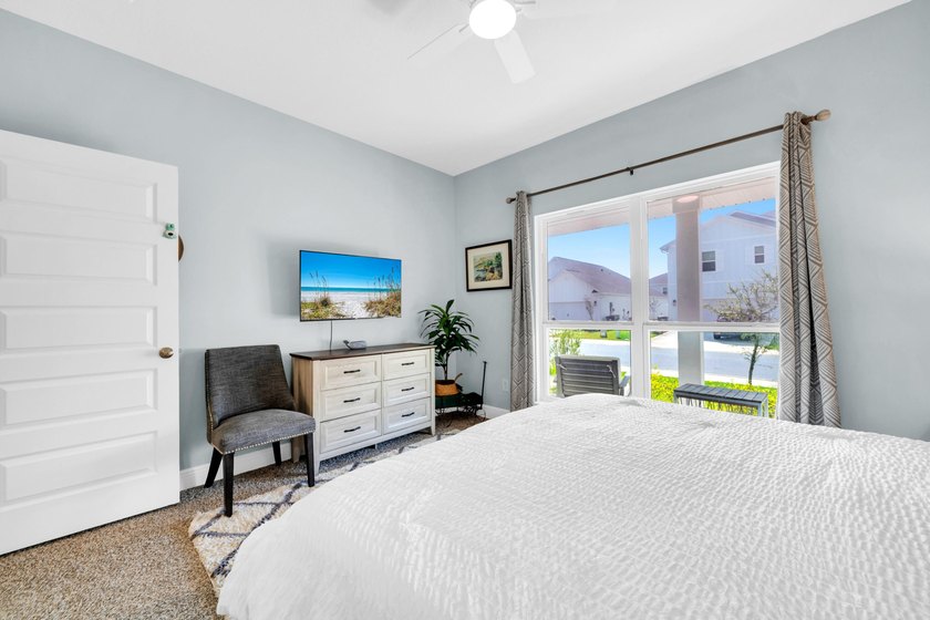 Priced below market value! Meticulously maintained and loaded - photo 23