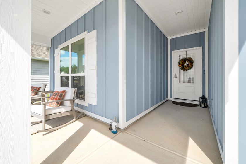 Priced below market value! Meticulously maintained and loaded - photo 39