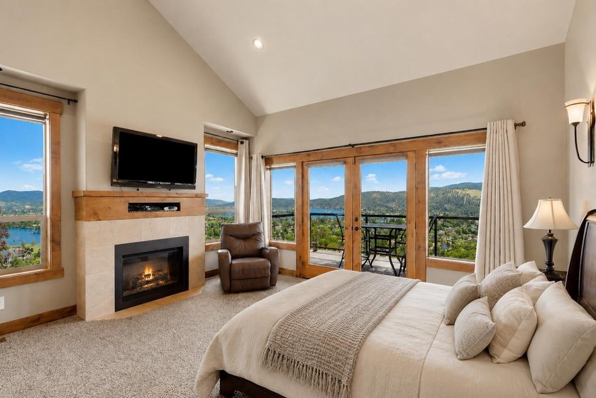 Experience luxury living in Liberty Lake's prestigious gated - photo 25